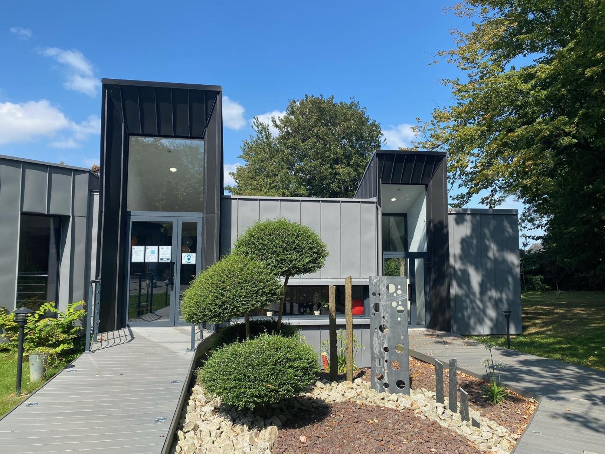 Le Clos Du Pontic Logis Et Cit'Hotel Landerneau Exterior foto