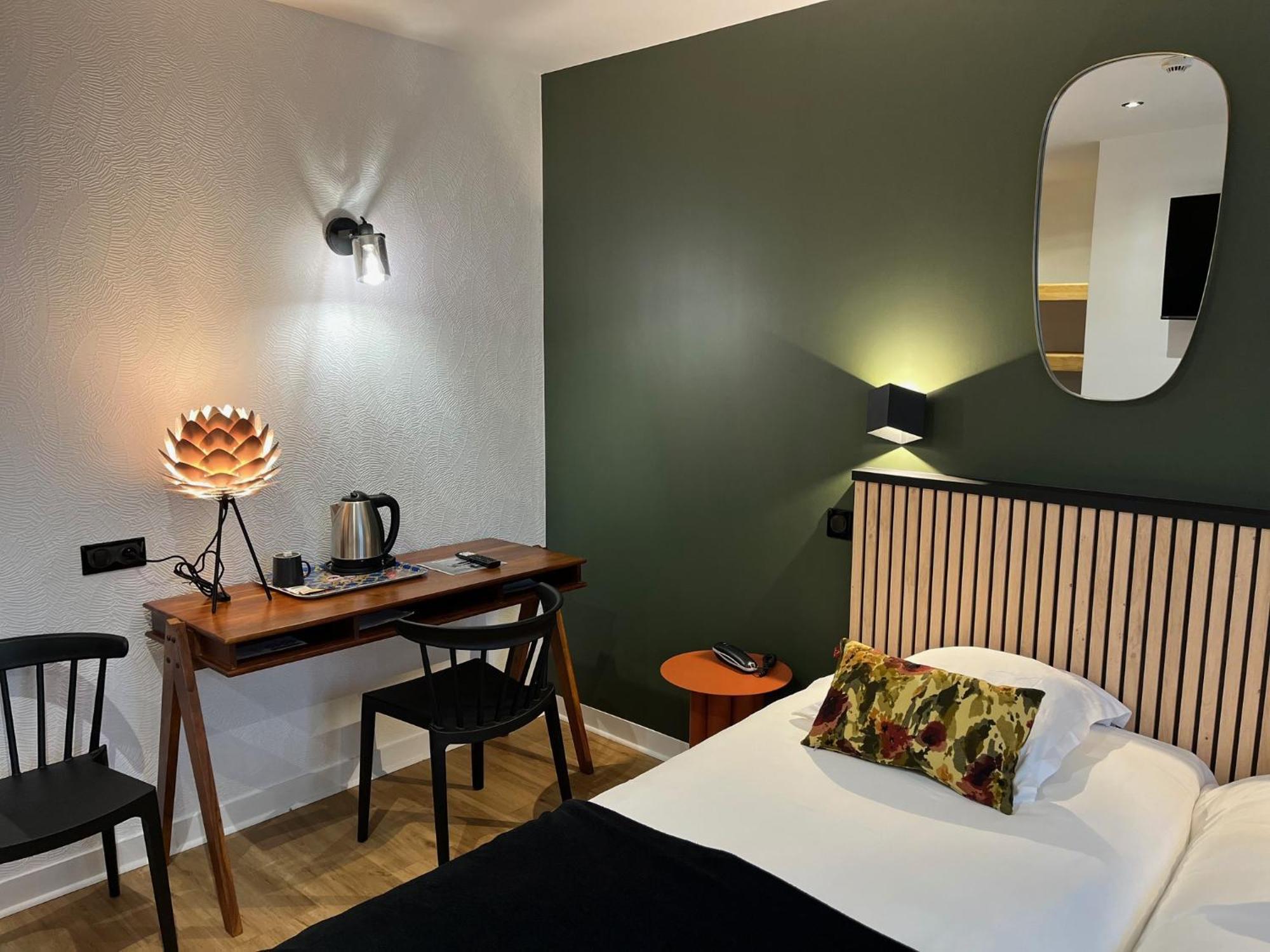 Le Clos Du Pontic Logis Et Cit'Hotel Landerneau Exterior foto